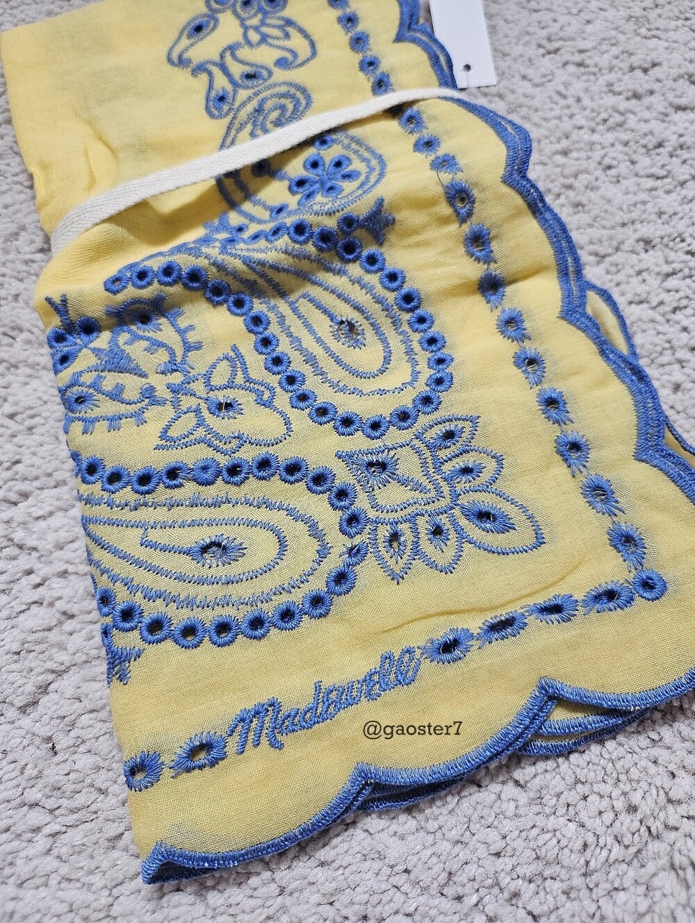 Madewell Organic Cotton Eyelet Bandana - Picture 5 of 6